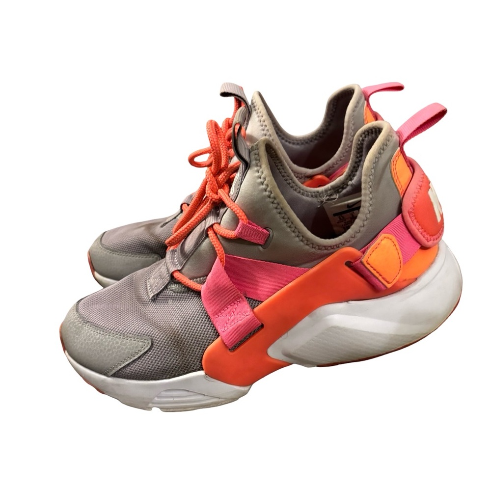 Nike Women’s Air Huarache City Low Sporty Sneakers Size 8.5
